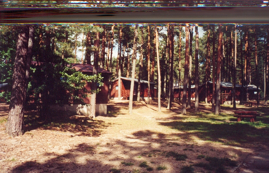Domki drewniane w ośrodku wypoczynkowym RAJ